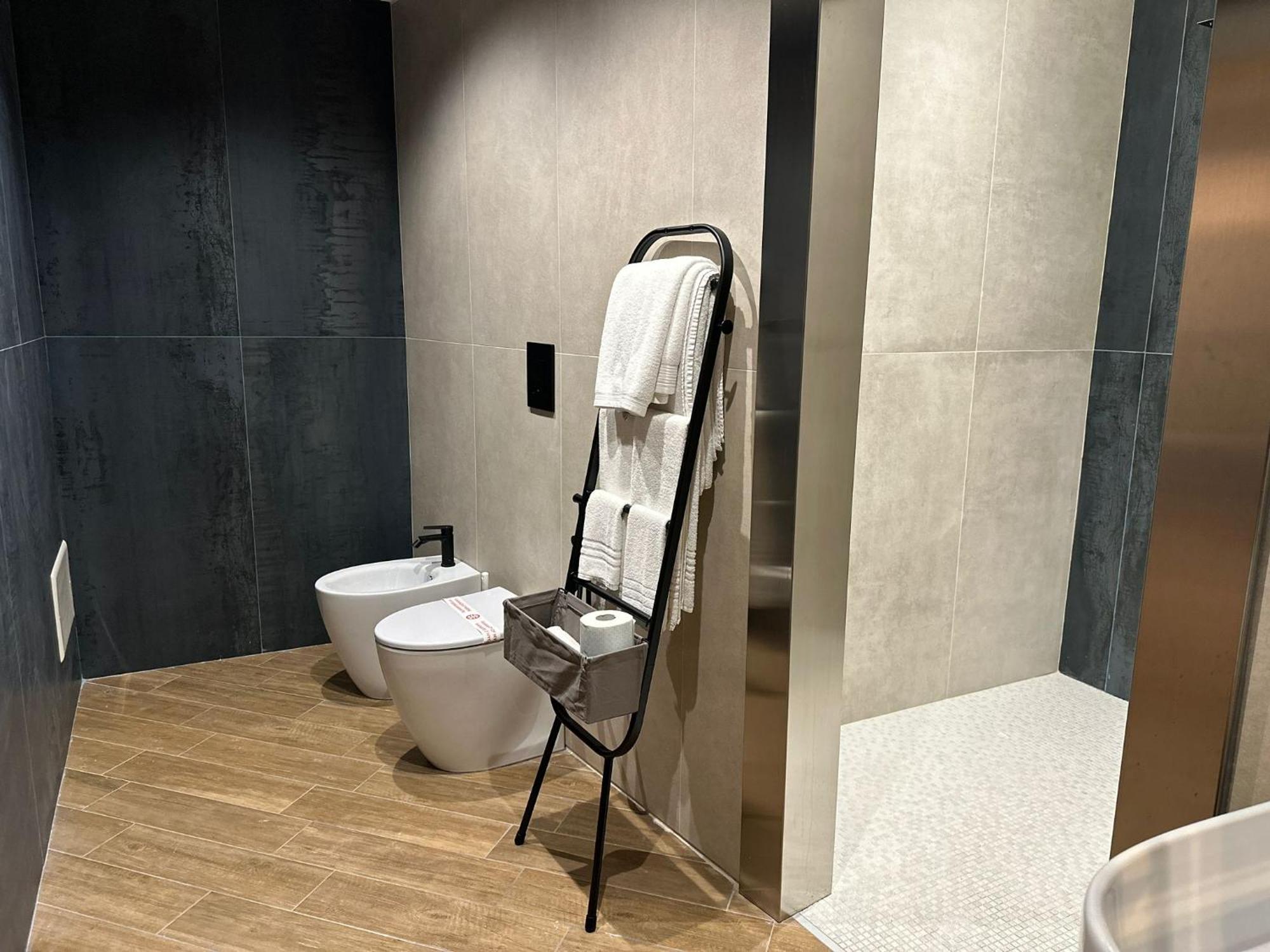 Maison Toledo Suites Naples Luaran gambar