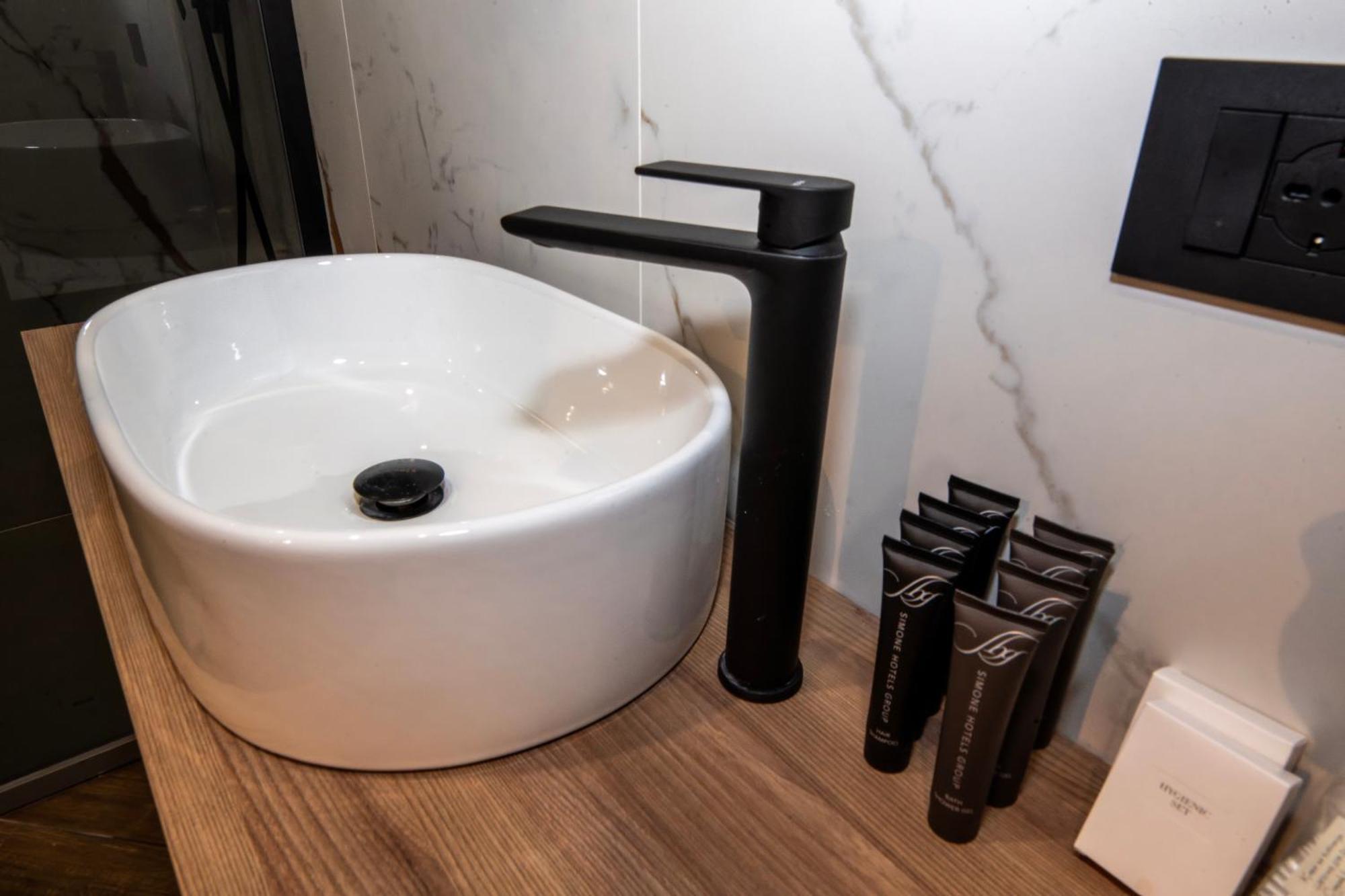 Maison Toledo Suites Naples Luaran gambar