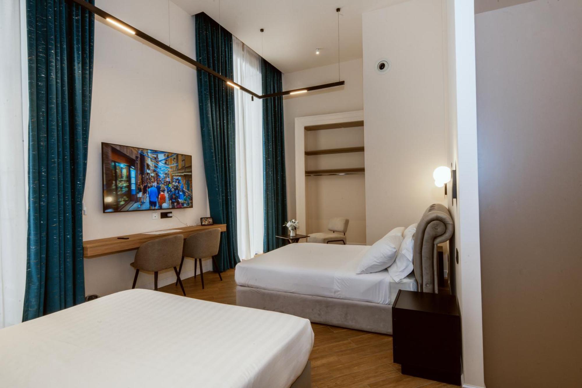 Maison Toledo Suites Naples Luaran gambar