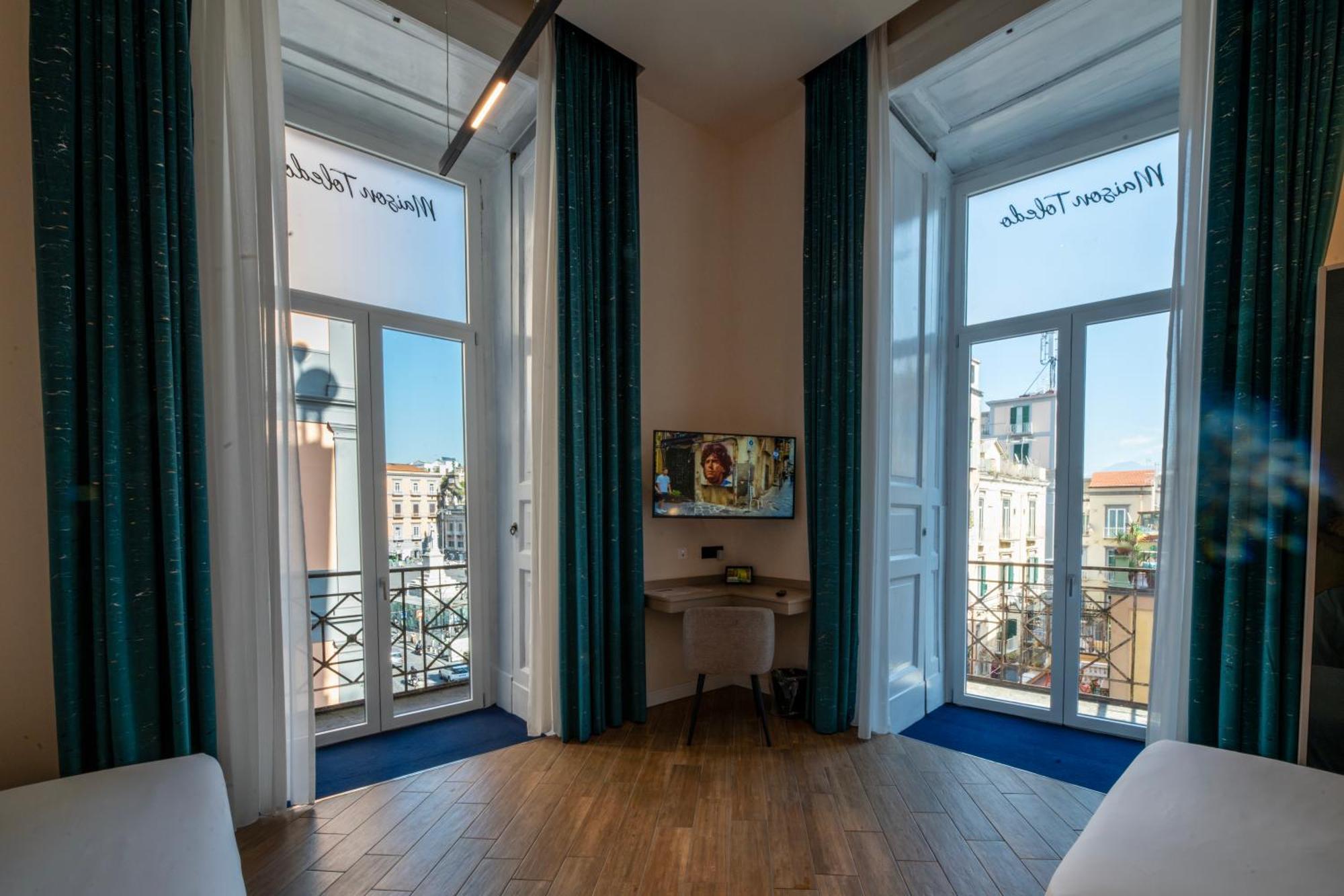 Maison Toledo Suites Naples Luaran gambar
